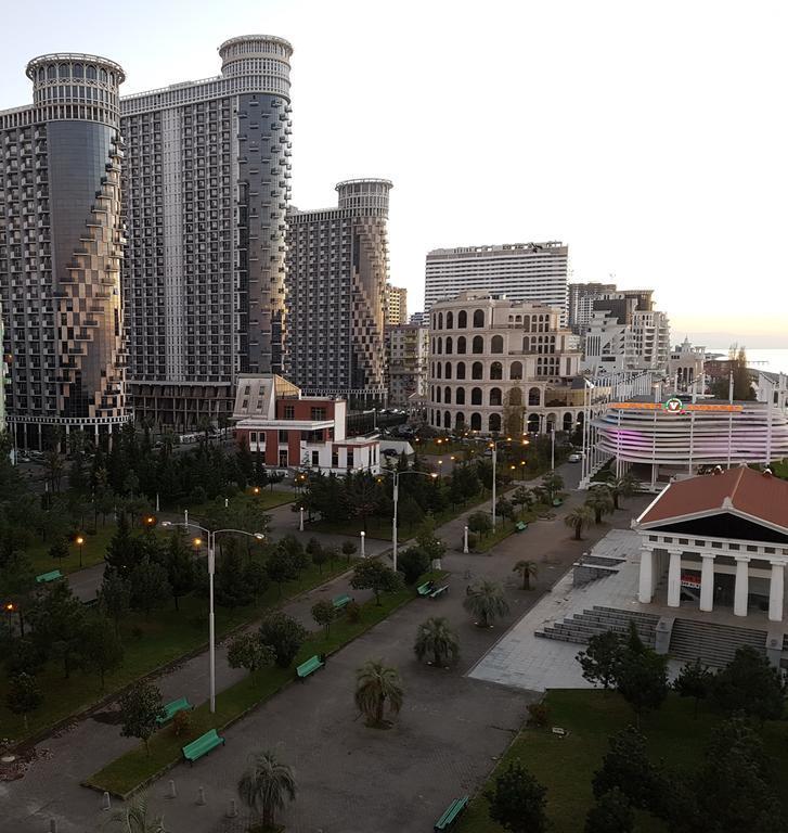 Apartment Orbi Sea Tower David Batumi Exterior foto